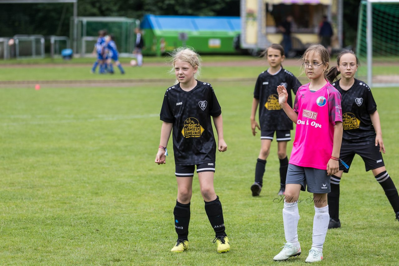 Bild 740 - Loewinnen Cup